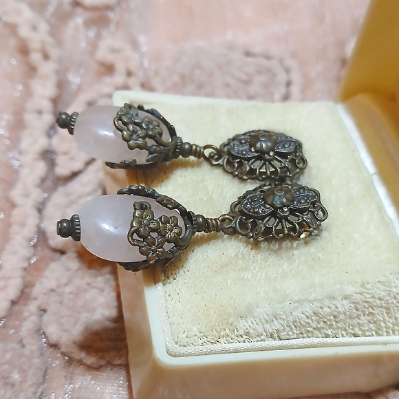 Antique Rose Quartz Brass Filigree Dangle Earrings - Picture 4 of 6